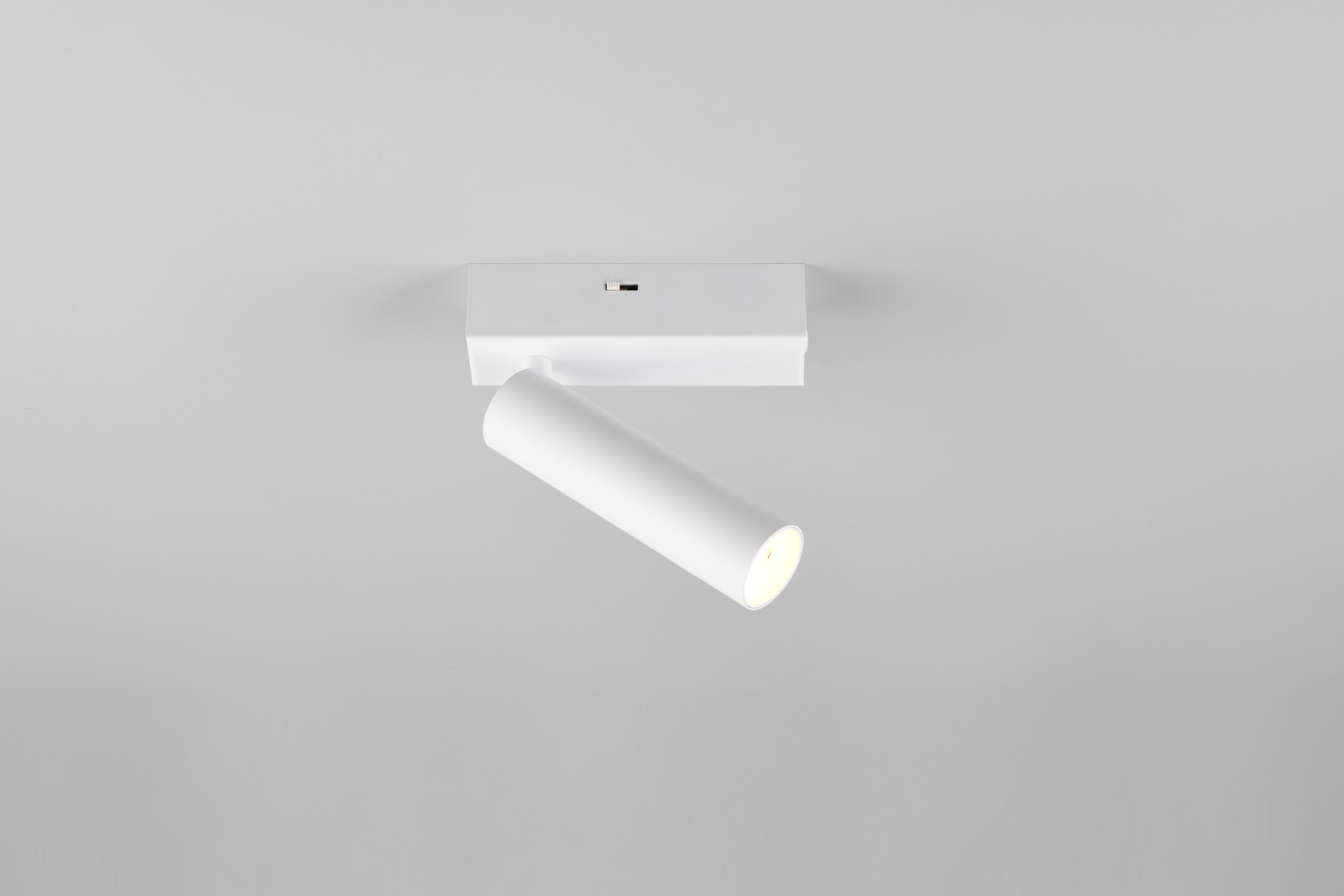 AMBALA incl. 1x SMD, 5,5W · 1x 500lm, 2300+3000+4000K BIANCO