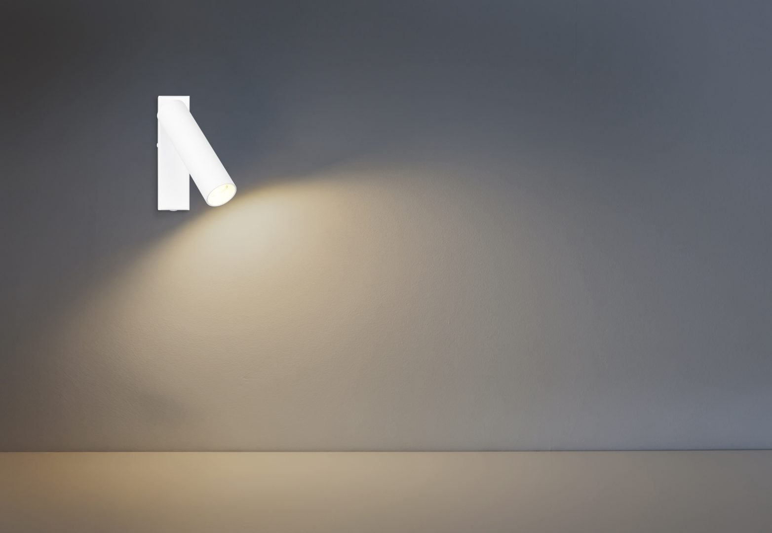 AMBALA incl. 1x SMD, 5,5W · 1x 500lm, 2300+3000+4000K BIANCO