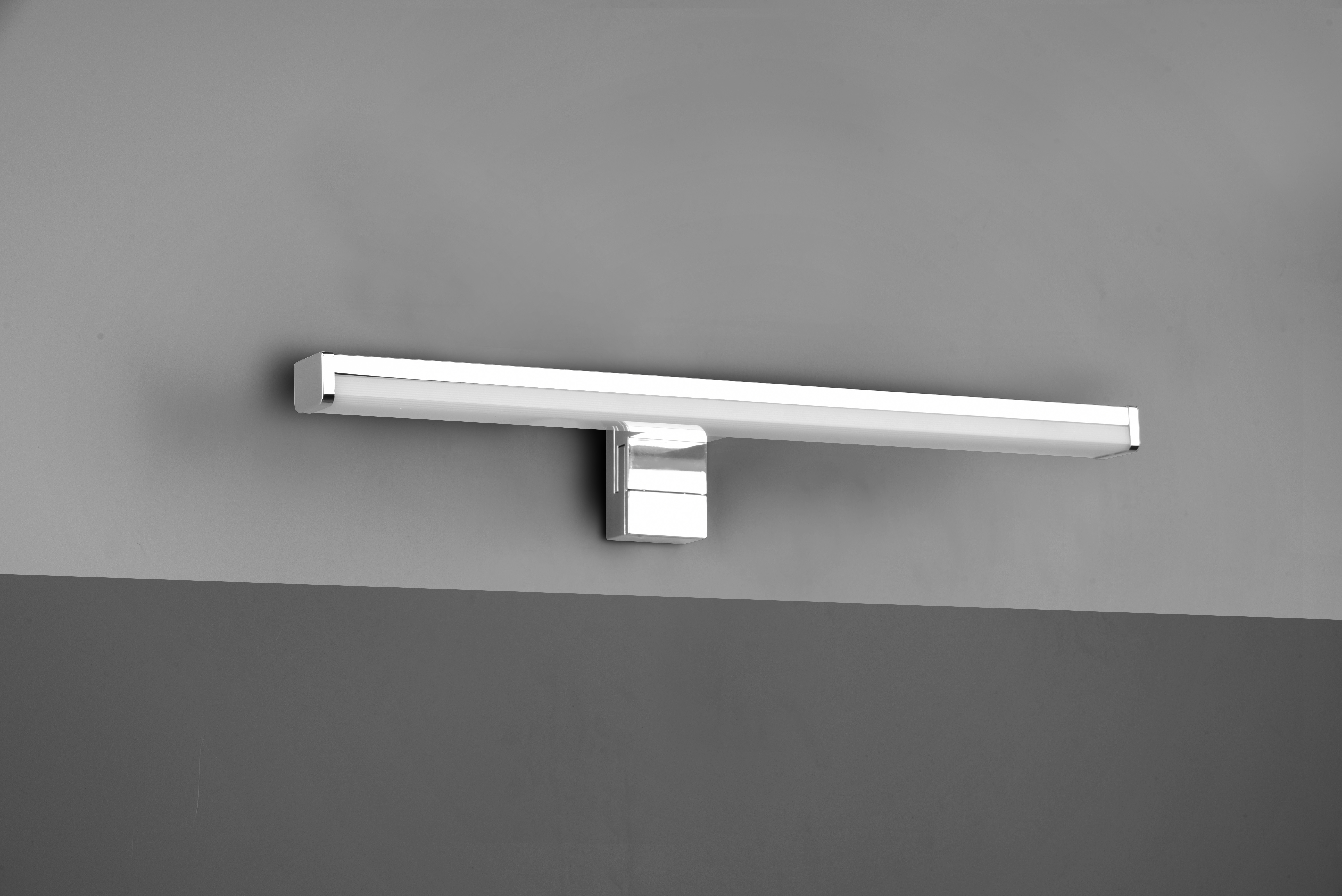 LINO H2O APPLIQUE CROMO ANCHE CON POSSIBILITA' DI AVVITARE SU SPECCHIO IP44 L. 40CM